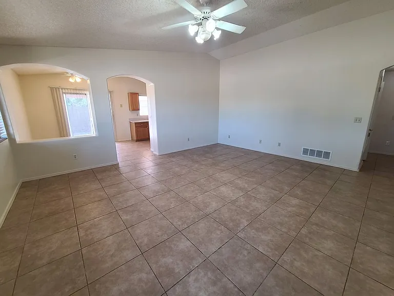 8896 E Apple Tree Dr — Photo 9