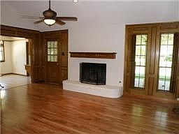 5th image of 1909 Hunt Dr