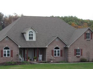 404 Alfred McCammon Rd, Maryville, TN 37804