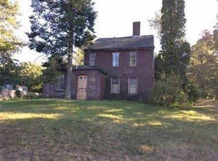 61 Turnpike Rd, Ipswich, MA 01938