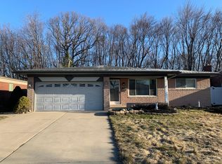 3463 Rhoten Dr, Sterling Heights, MI 48310