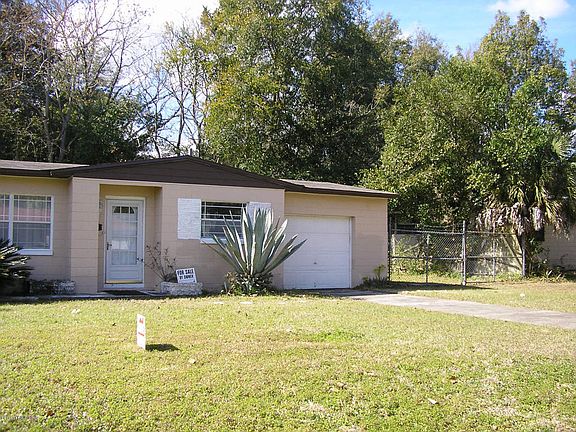 4th image of 2246 Tegner Dr
