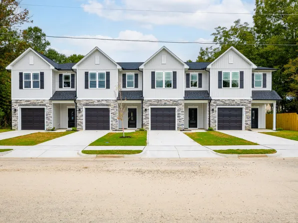 606 S Blackmon St #1, Benson, NC 27504