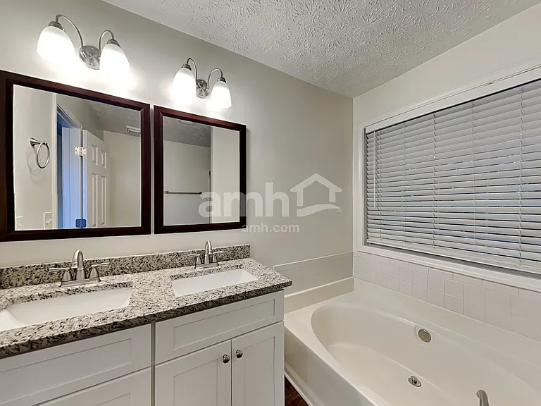 149 Waters Edge Dr — Photo 10