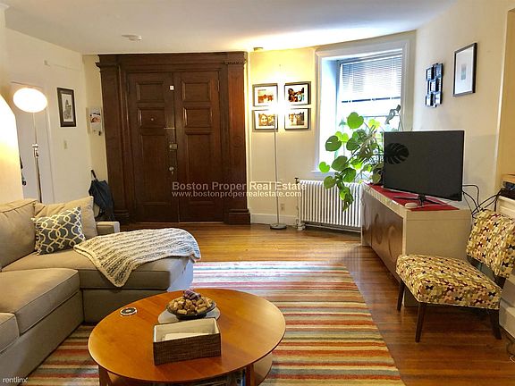 403 Commonwealth Ave. #5R Boston - Back Bay Unit Photo 2