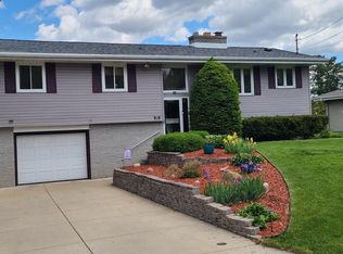 1219 Allermann Dr, Watertown, WI 53094