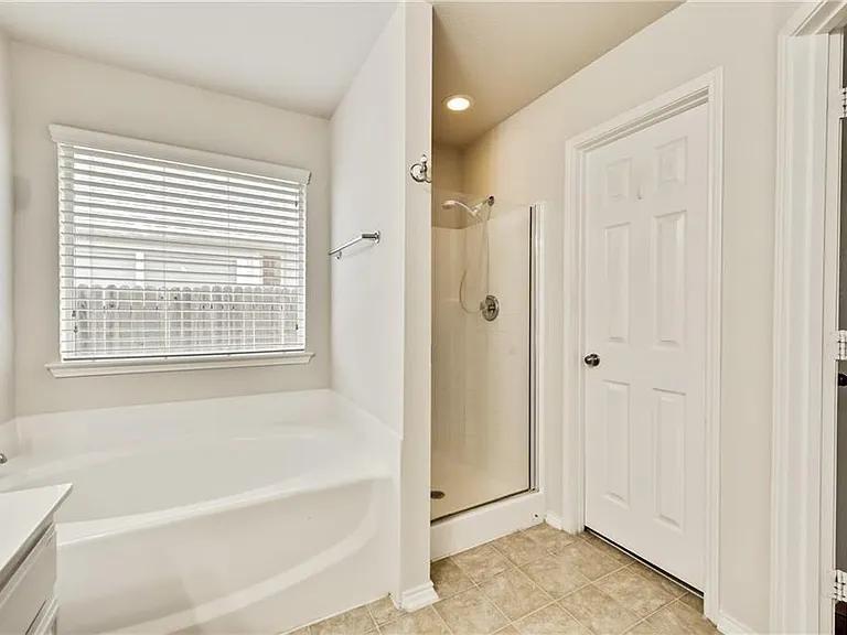 8633 Corral Cir — Photo 18