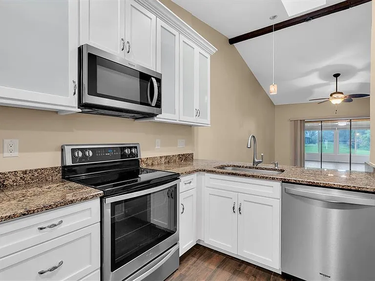 3203 Charter Club Dr #B — Photo 15
