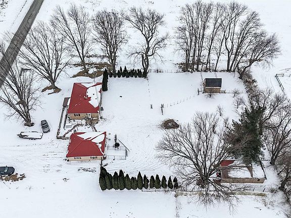 2nd image of 3462 S Bailey Rd