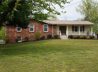416 Wadebrook Dr, Gallatin, TN 37066