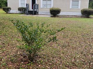 305 S Wahoo Ave, Florahome, FL 32140