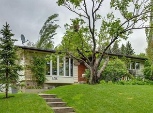 3212 SW Conrad Dr NW, Calgary, AB T2L1B4