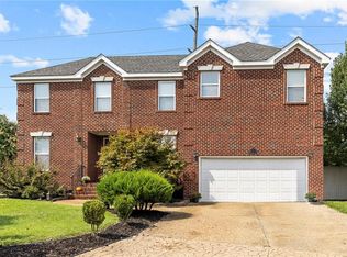 1817 Coral Bay Ct, Virginia Beach, VA 23455