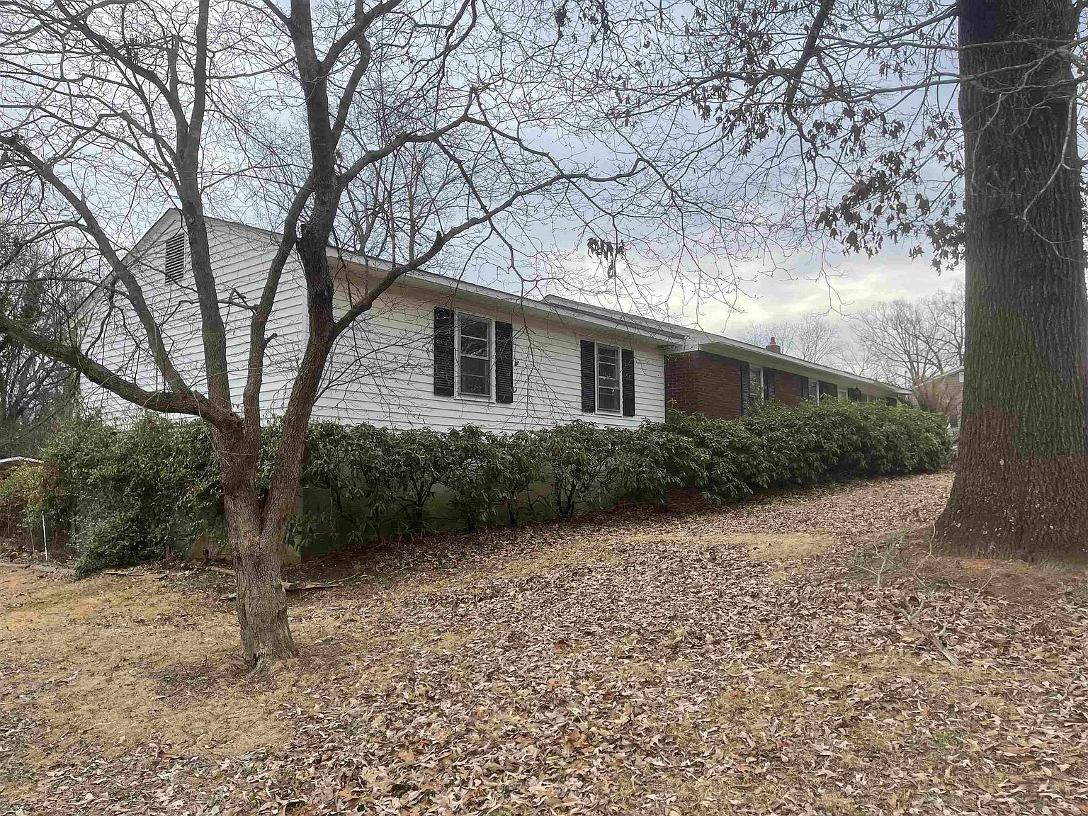 180 Greenway Dr, Cowpens, SC 29330 Zillow