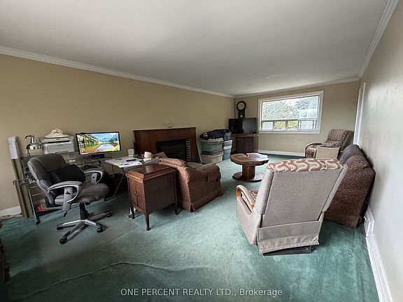 5th image of 112 Yore Rd