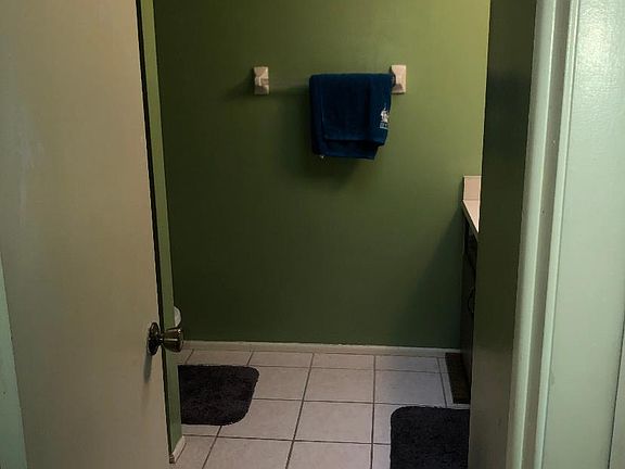 3rd image of 4528 Lighthouse Cir