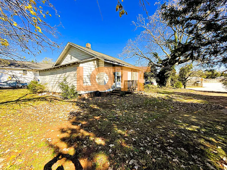 403 Old Paris Mountain Rd — Photo 19