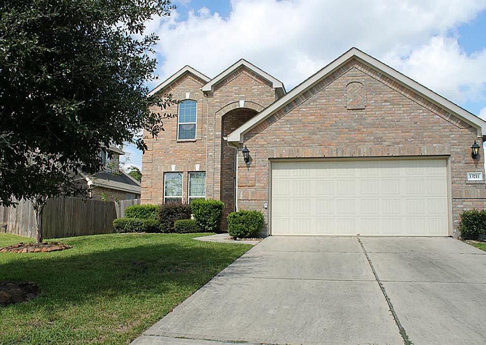 1st image of 13711 McKinney Creek Ln