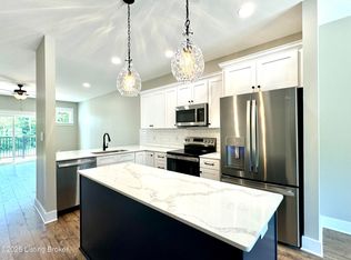 7405 Park Vue Dr, Crestwood, KY 40014