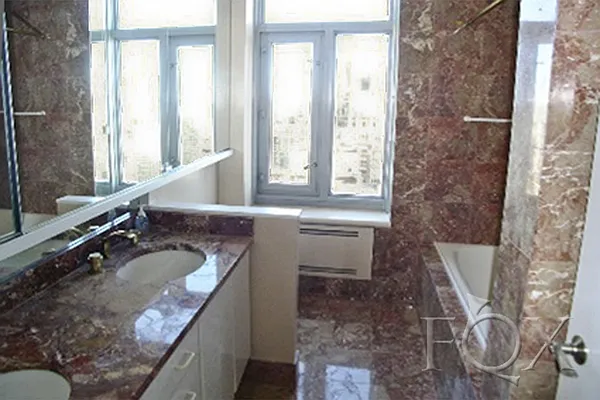 Rented by Fox Residential Group | media 11