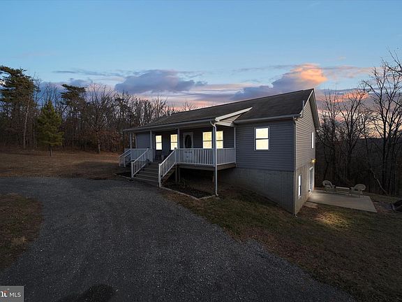 3rd image of 200 Mile Ridge Ests