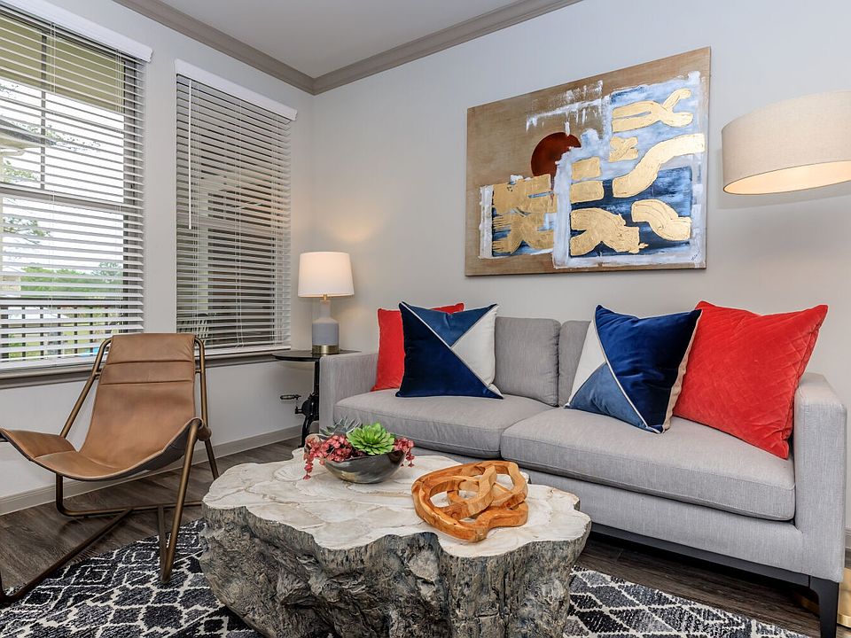 1st image of 18110 Hunters Terrace Dr #7203