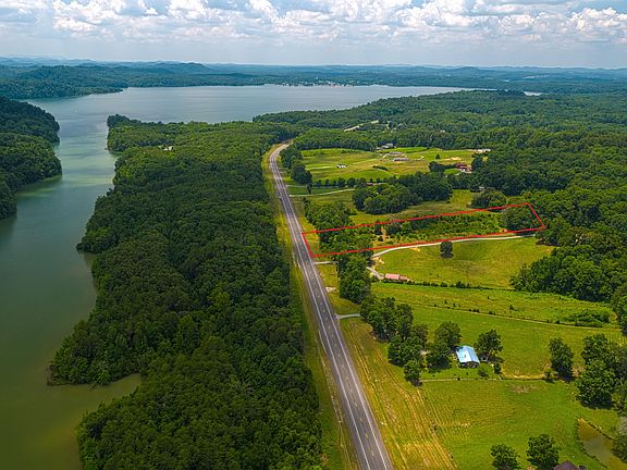 3rd image of 2780 Highway 72