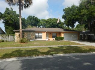 3711 Orangecrest St, Valrico, FL 33596