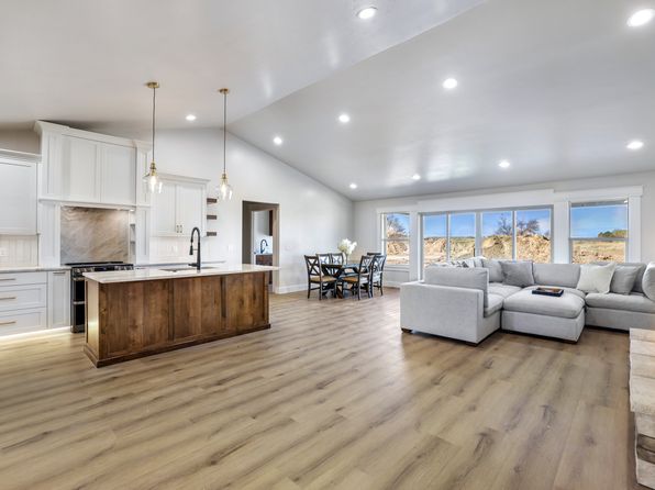Owyhee 2 Plan, Mountain View Estates