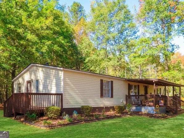 1424 Al Roberts Rd, Senoia, GA 30276