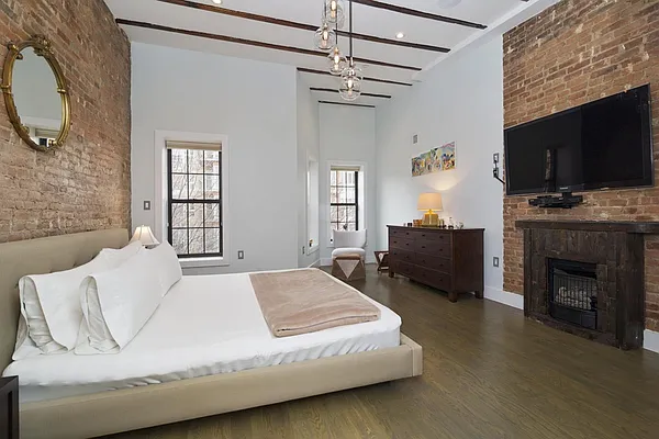 Sold by Space Marketing Shop | media 12