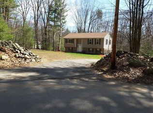 736 Old Greenwich Plains Rd, Hardwick, MA 01082