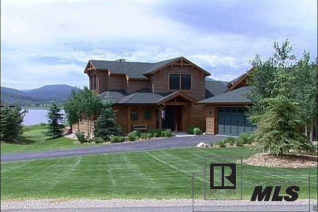 1st image of 32695 Waters Edge Ct