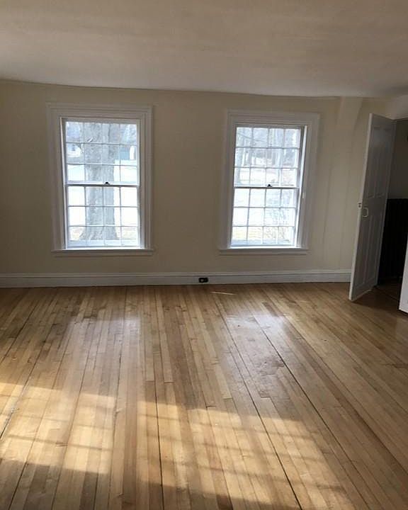2nd image of 569 Main St