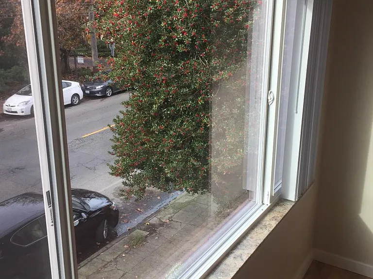 Granite window sills and new blinds throughout