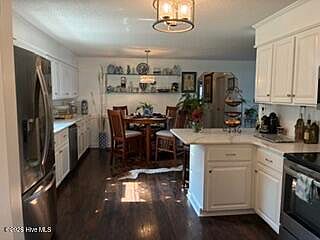 5th image of 639 Crabtree Road
