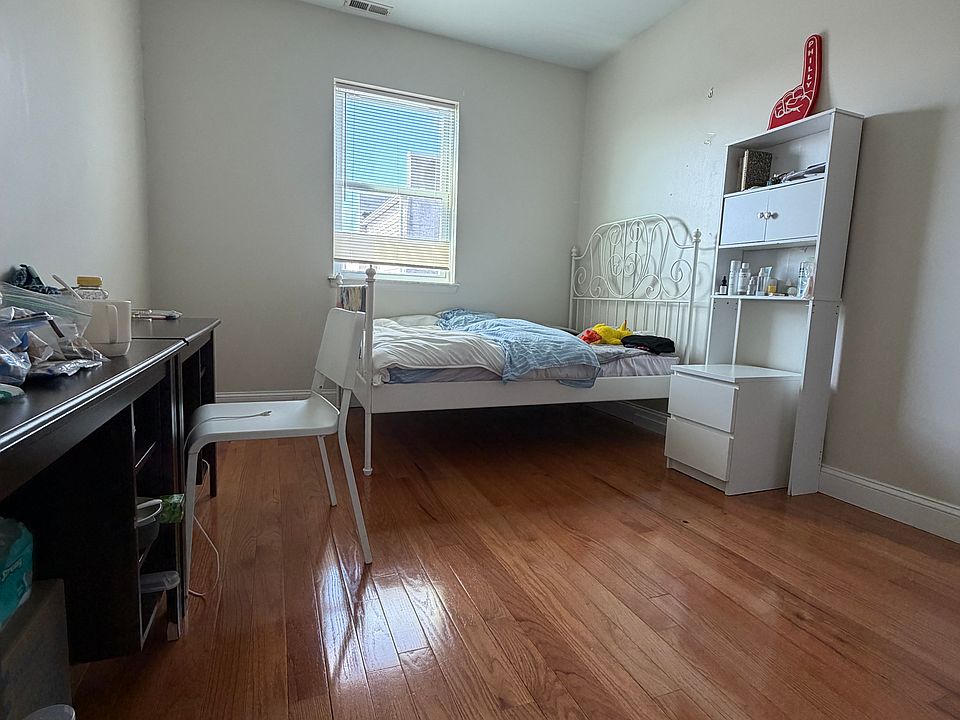 1st image of 1440 N 17th St Floor 2