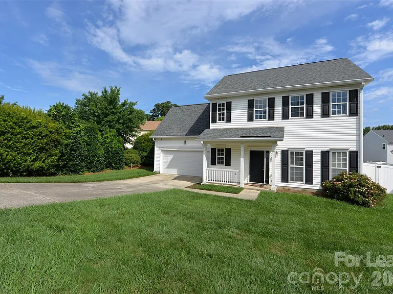 12531 Deaton Hill Dr — Photo 1