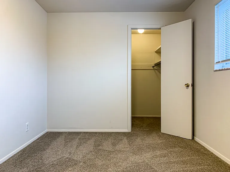 1800-1802 1804 Cooper Foster #R — Photo 20