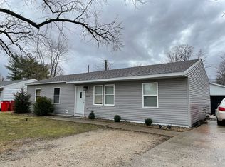 2803 Carrelton Dr, Champaign, IL