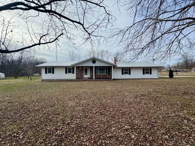 1023 County Highway 1, Fairfield, IL, 62837
