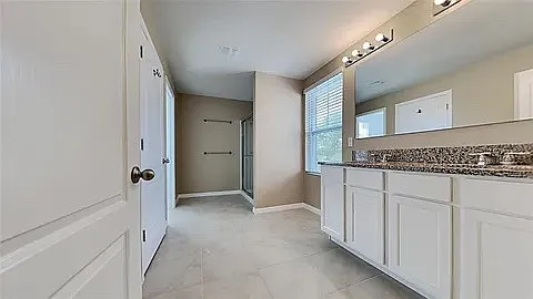 1627 Pham Dr — Photo 11