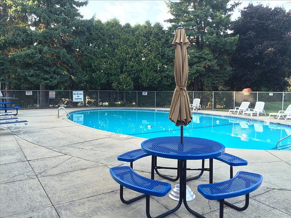 1st image of 9320 W Forest Home Ave #211