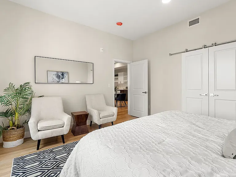 16 Taber St #203 — Photo 15
