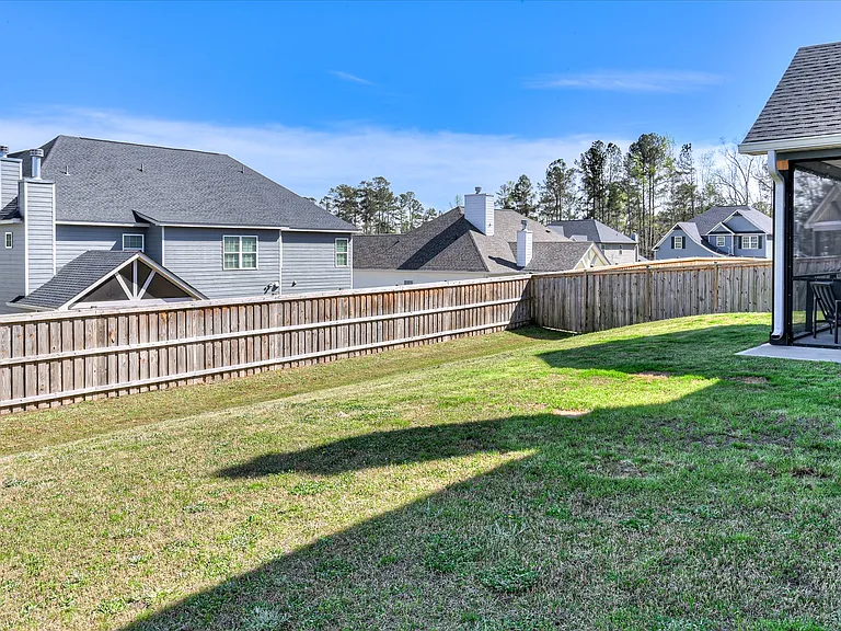 251 Haverford Dr — Photo 46