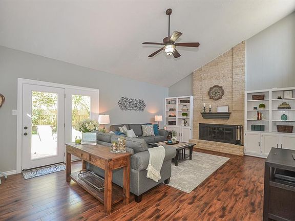 5th image of 21334 Park Mount Dr