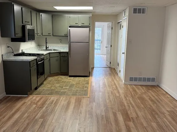 2740 E County Line Rd, Ardmore, PA 19003