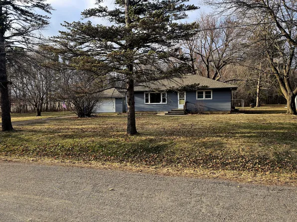 1243 4th St S, Sauk Rapids, MN 56379