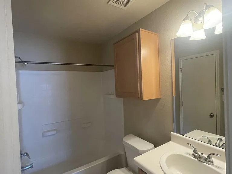 4504 Secure Ln — Photo 13