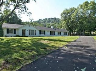 5004 Granny White Pike, Nashville, TN 37220
